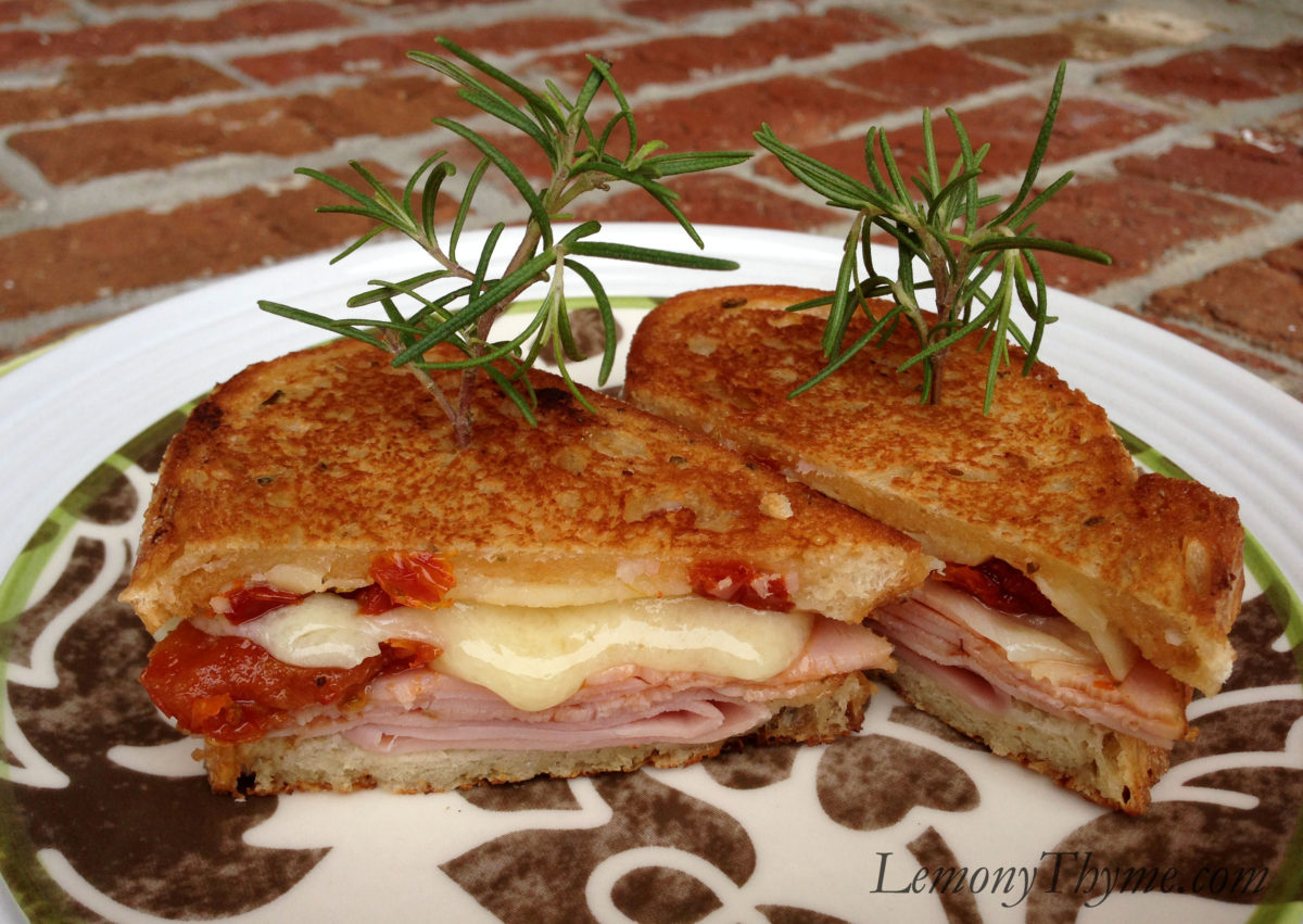 » Rosemary Ham & Gruyere Cheese Sandwich {with Sundried Tomatoes} Lemony Thyme